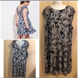 NWT Loft Plus Size 24/26 Wrap Back Dress